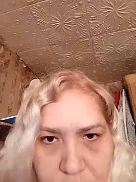 Snapshot of Minna_Jeannie chatting on 09.15.25 Minna Jeannie online show from 09.15.25