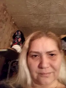 Snapshot of Minna_Jeannie chatting on 10.29.25 Minna Jeannie online show from 10.29.25