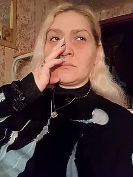 Snapshot of Minna_Jeannie chatting on 10.30.25 Minna Jeannie online show from 10.30.25