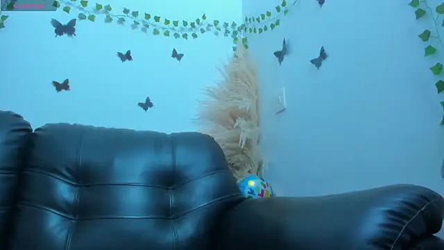 Amani Bakir online show from 02.28.26