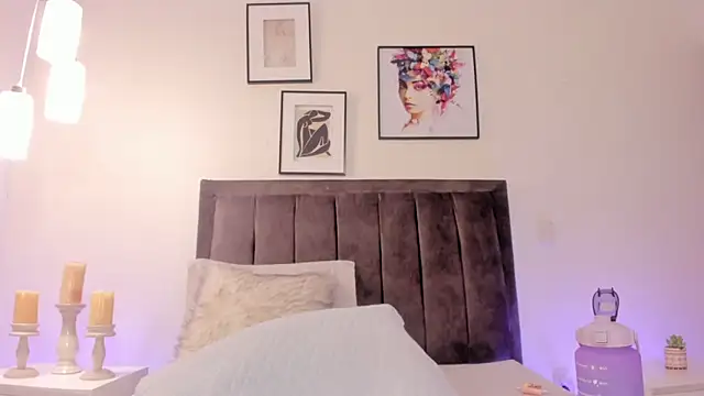 helen mooree online show from 02.06.25