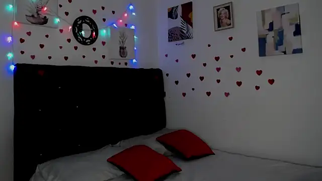 floweer  online show from 02.22.25