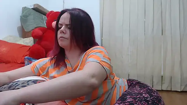 hotmilf4uxxx online show from 01.28.25