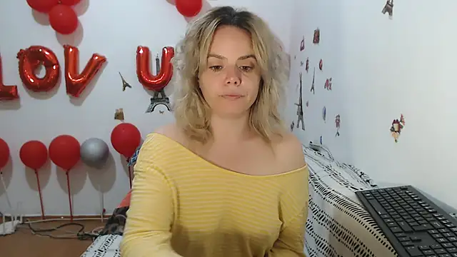 hotmilf4uxxx online show from 04.06.26