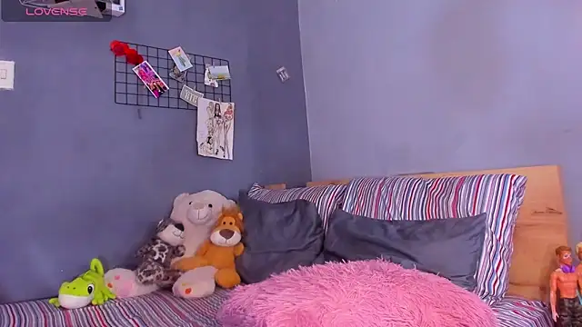 tiffbeatiful online show from 02.20.25