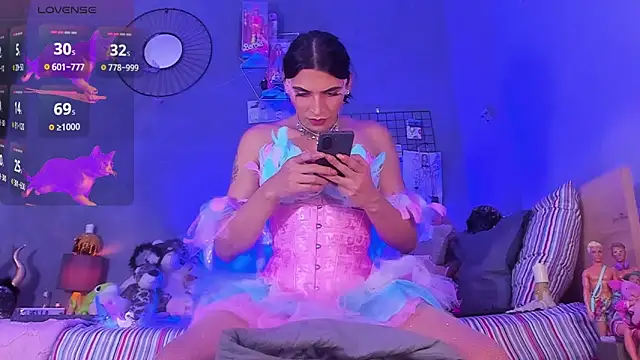 tiffbeatiful online show from 10.30.25