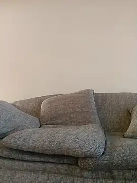 Snapshot of shotgunDee chatting on 12.01.25 shotgunDee online show from 12.01.25