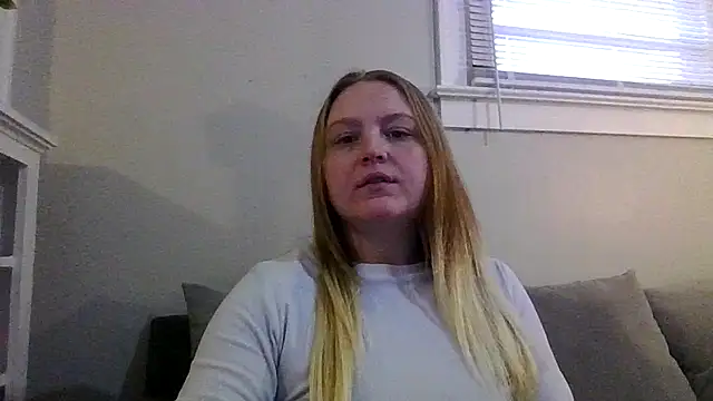 PhatAssBlond online show from 02.15.25