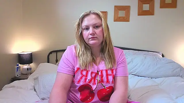 PhatAssBlond online show from 02.23.26