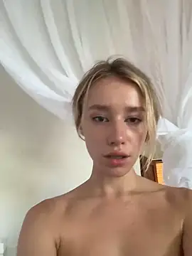 SSSATIVA model online show from 12.20.24