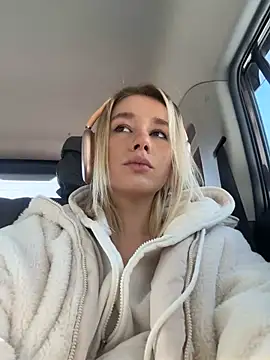 SSSATIVA model online show from 02.26.25