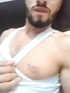 Snapshot of kevinjamer150890 chatting on 12.20.25 kevinjamer150890 online show from 12.20.25