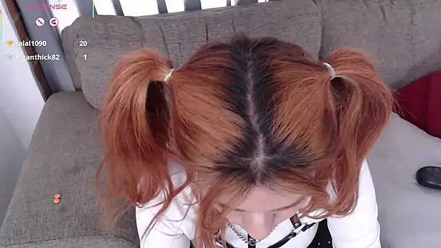 Snapshot of lia_huan chatting on 03.13.25 lia huan online show from 03.13.25