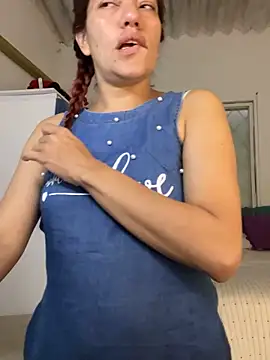 Snapshot of lia_huan chatting on 09.19.25 lia huan online show from 09.19.25