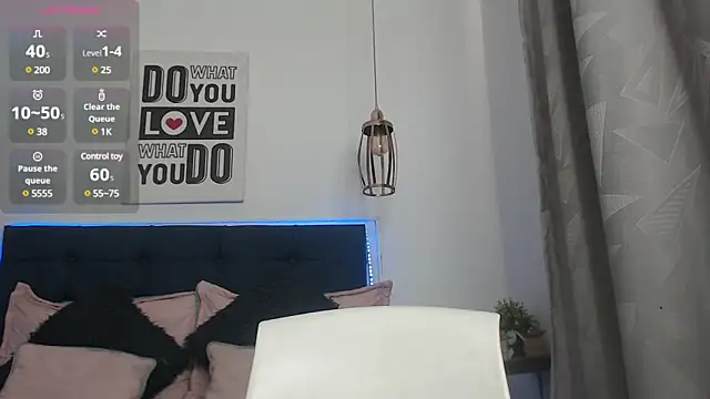 Snapshot of Alisteresa_ chatting on 01.18.25 Alisteresa online show from 01.18.25