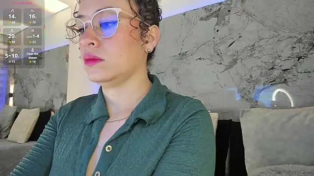 LIZ HOLMES online show from 12.20.25