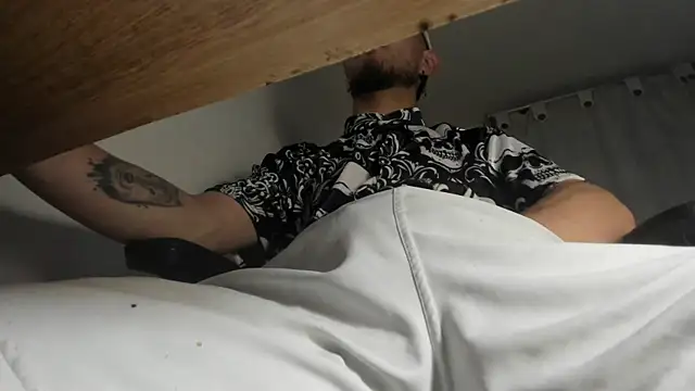 s sven03 online show from 02.21.25