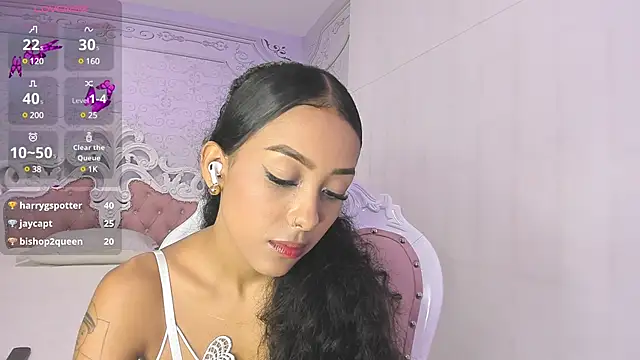 Snapshot of abby_adams20 chatting on 12.17.24 abby adams20 online show from 12.17.24