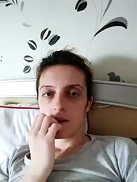 Snapshot of SophyGirl chatting on 02.07.25 SophyGirl online show from 02.07.25