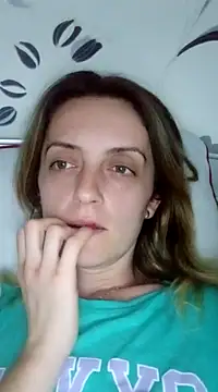 Snapshot of SophyGirl chatting on 02.12.25 SophyGirl online show from 02.12.25