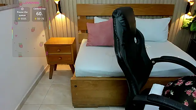 luciana ballesteros  online show from 01.10.26