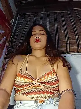 Snapshot of prettybella4u chatting on 06.29.26 prettybella4u online show from 06.29.26