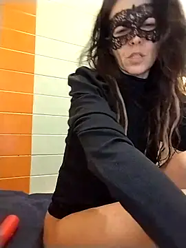 EmySkinny85 online show from 01.02.25