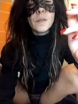 EmySkinny85 online show from 01.07.25