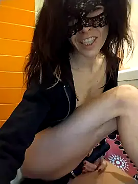 EmySkinny85 online show from 01.08.25