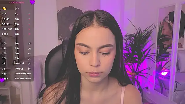 Aleejaa   online show from 11.12.25