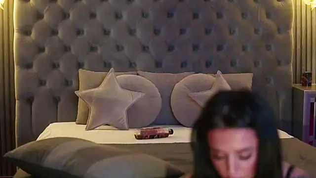 AmelyNoir online show from 01.30.25