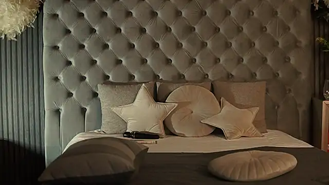 AmelyNoir online show from 02.27.25