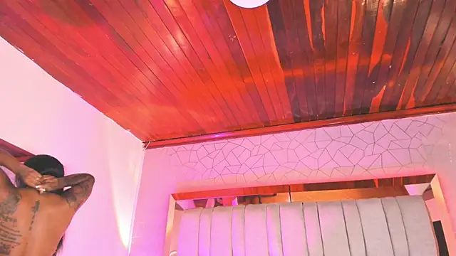 Snapshot of AngelineHeet chatting on 01.23.25 AngelineHeet online show from 01.23.25