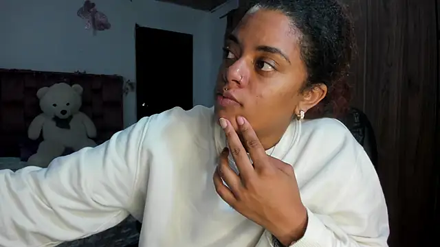 ladyrd1 online show from 04.17.26