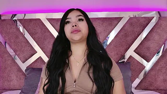 Snapshot of MarianaGarciaa__ chatting on 02.22.26 MarianaGarciaa online show from 02.22.26