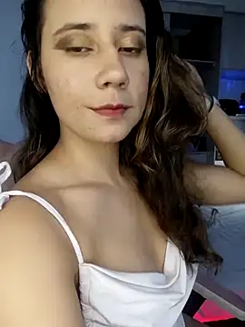 lovely kitt online show from 03.14.25