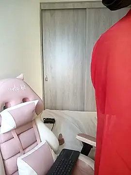 lovely kitt online show from 03.15.25