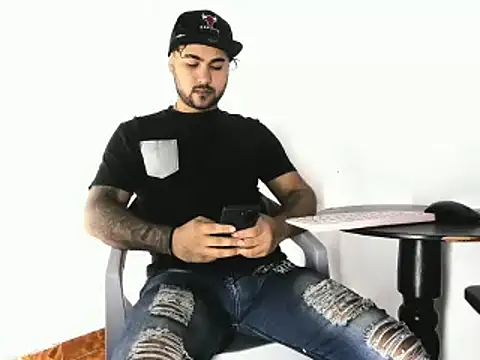 Sebas-hott online show from 10.16.25