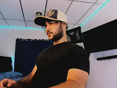 Sebas-hott online show from 12.16.25