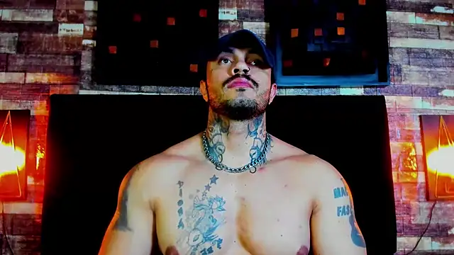 Van Velckan online show from 02.24.25