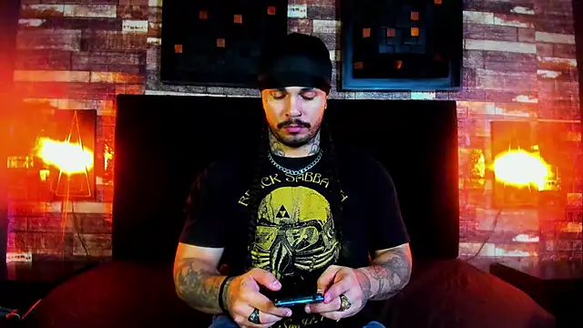 Van Velckan online show from 03.03.25