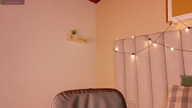 alaia-rogers online show from 11.11.25