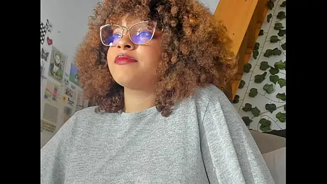 Snapshot of Ada_gales_ chatting on 02.27.25 Ada gales online show from 02.27.25