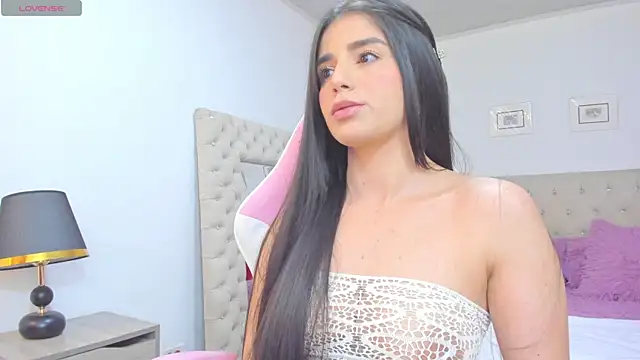 carlaperez  online show from 11.26.25