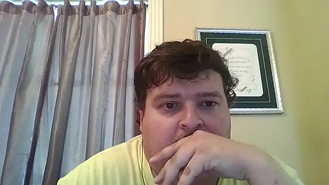 Snapshot of YelpedAverting chatting on 09.19.25 YelpedAverting online show from 09.19.25