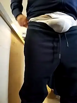 MATTIS11 online show from 03.11.25