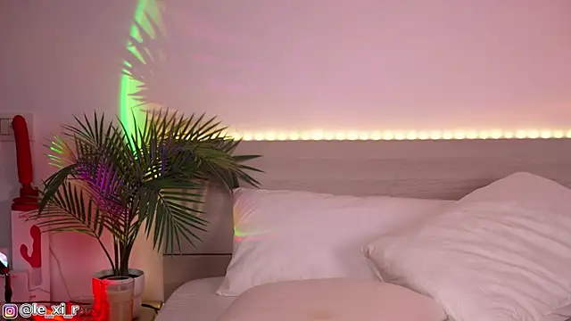 Lexi Reed online show from 10.03.25