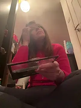 Lwhite1 online show from 02.19.25