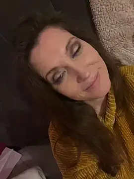 Lwhite1 online show from 02.28.25