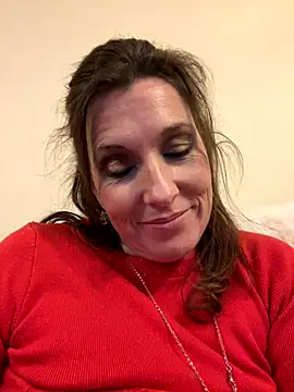 Lwhite1 online show from 10.05.25